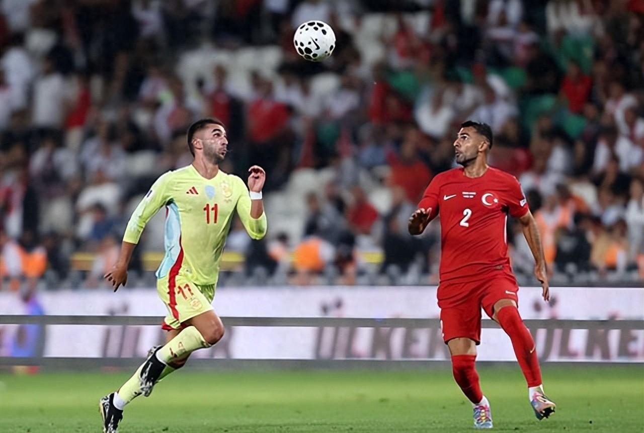 塞维利亚惨败出局,球迷指责主教练战术问题!(塞维利亚球队阵容) 塞维利亚惨败出局,球迷指责主教练战术问题!(塞维利亚球队阵容)